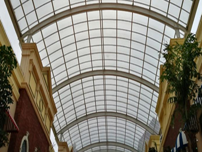 棗莊屋面網架頂棚吊裝方案