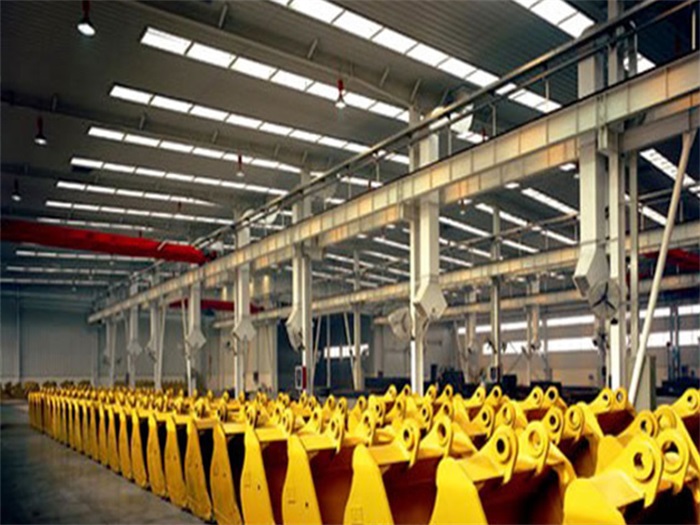 西寧徐工集團挖掘機裝配車間